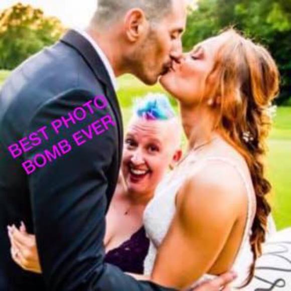 Meet your Posher, Erika - Picture 1 of 1